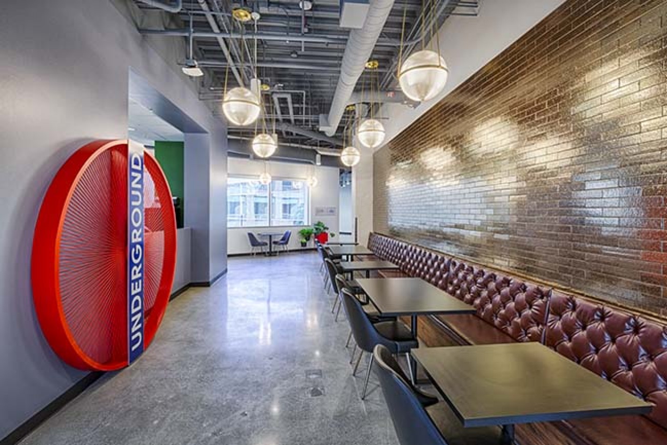 Google - Alza 1900 F3