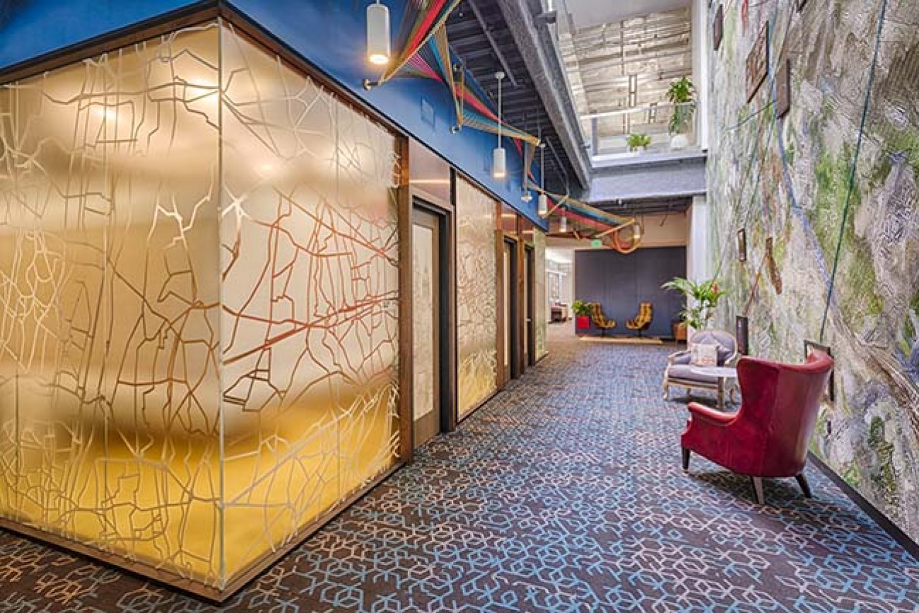 Google - Alza 1900 F3